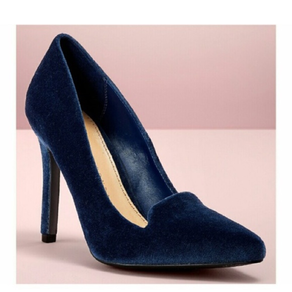 LC Lauren Conrad Navy heels